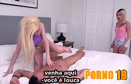 comendo a amiga da irmã