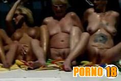 coroas nuas na putaria amadora